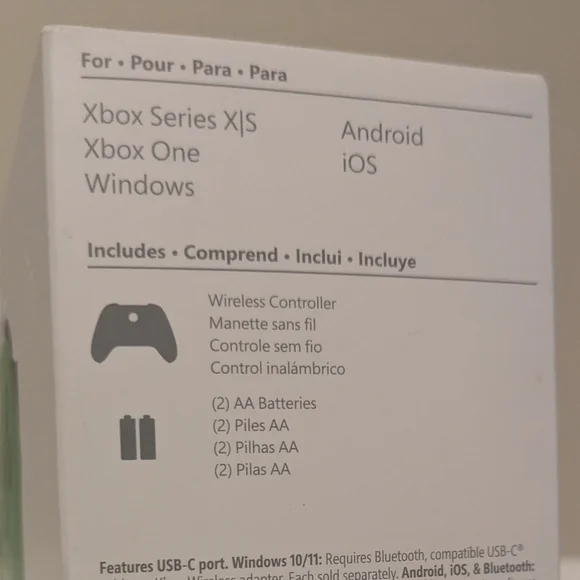 Microsoft Wireless Controller - Xbox, Windows, Android, iOS - New Open Box - Picture 4 of 5